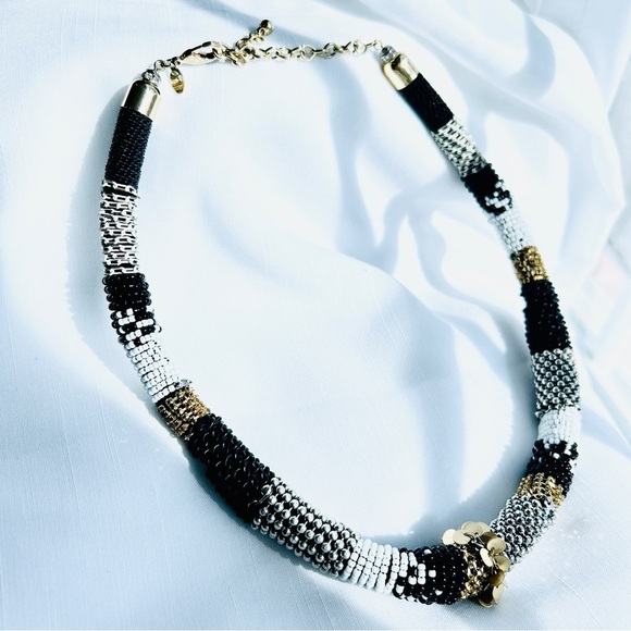 CHICO’S Elegant Black and Gold Beaded Necklace - Picture 2 of 8